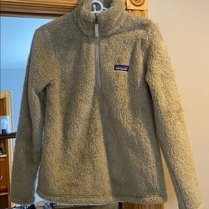 Women’s small Patagonia tan fleece